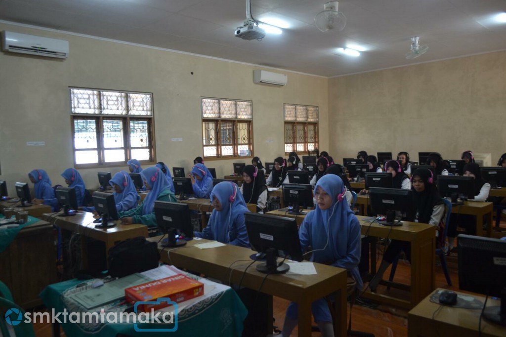 Lab Komputer 2
